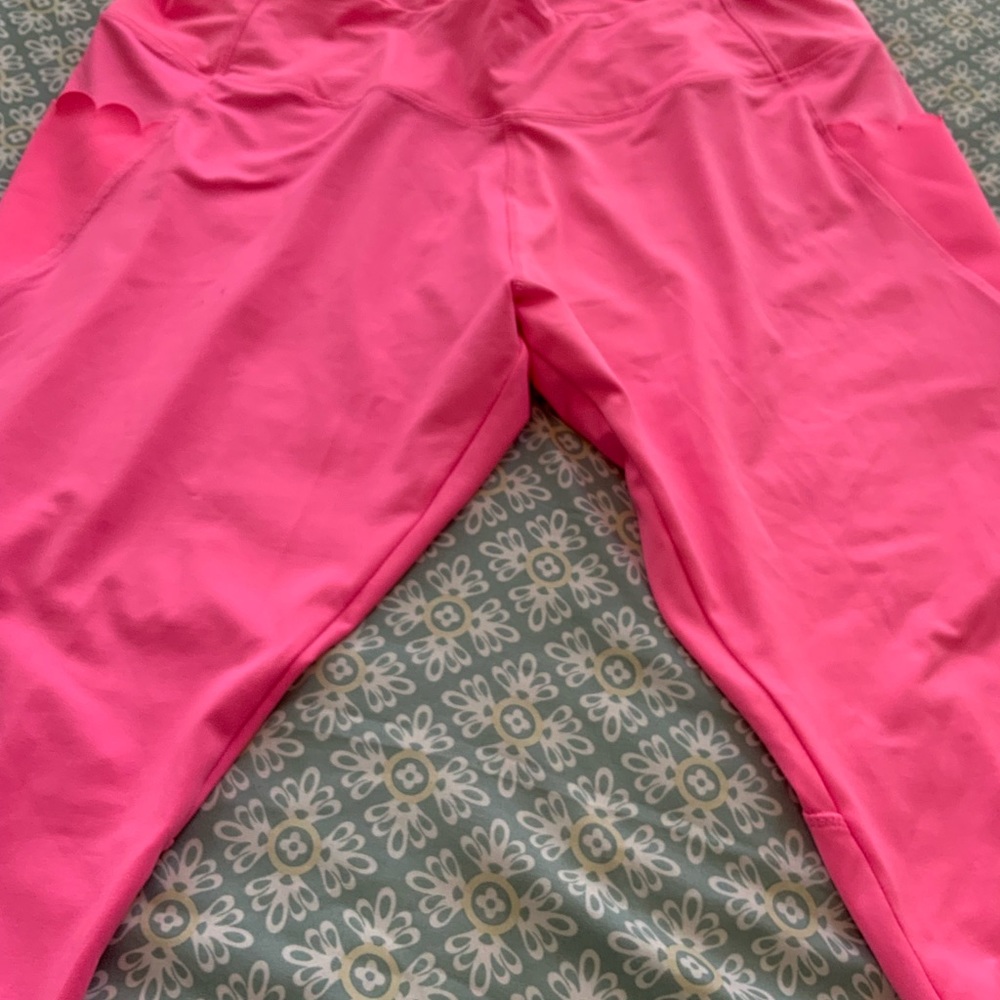 Crown & Ivy Woman’s jogging and Exercise Pants NWOT